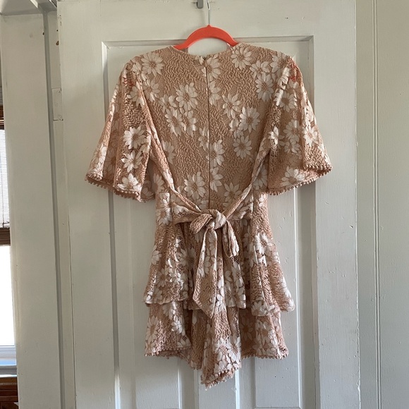 Light Pink Lace Romper - Picture 2 of 2